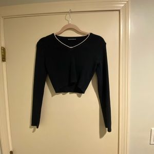 Brandy Melville Cropped navy blue sweater